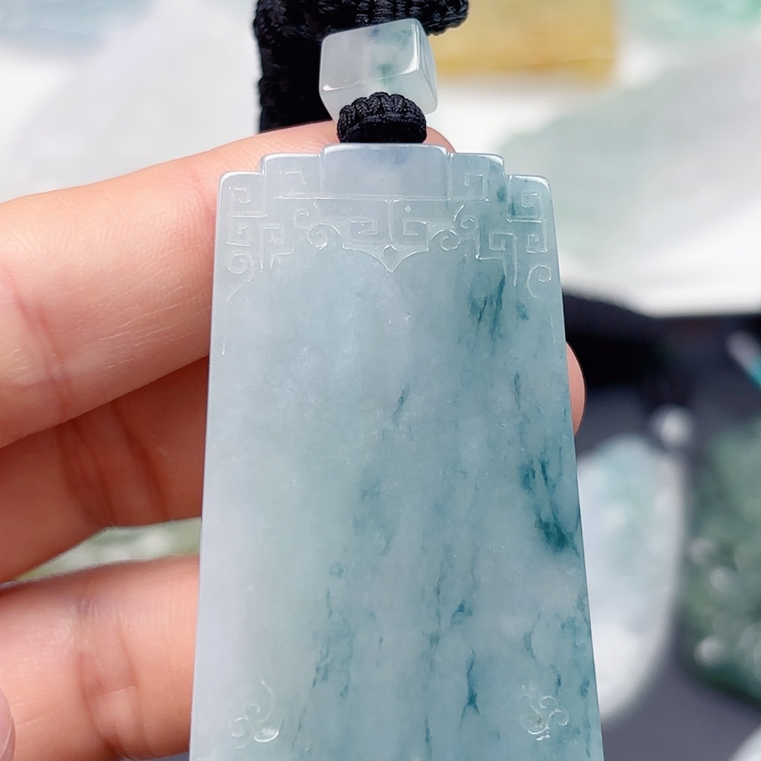 跳***马翡翠未镶嵌颈饰无事牌