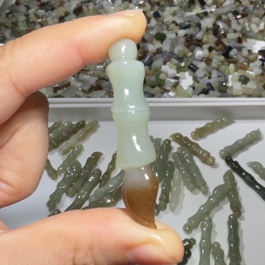 和田玉未镶嵌珠宝奇石