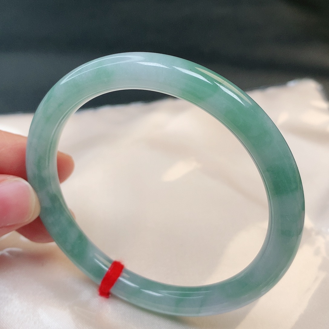 翡翠手镯未镶嵌23号