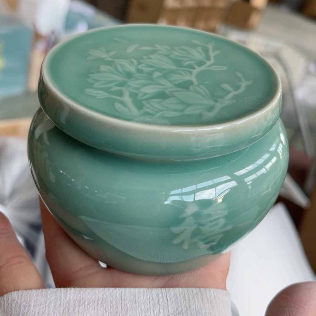 瓷片哈哈哈哈哈哈哈哈哈哈哈