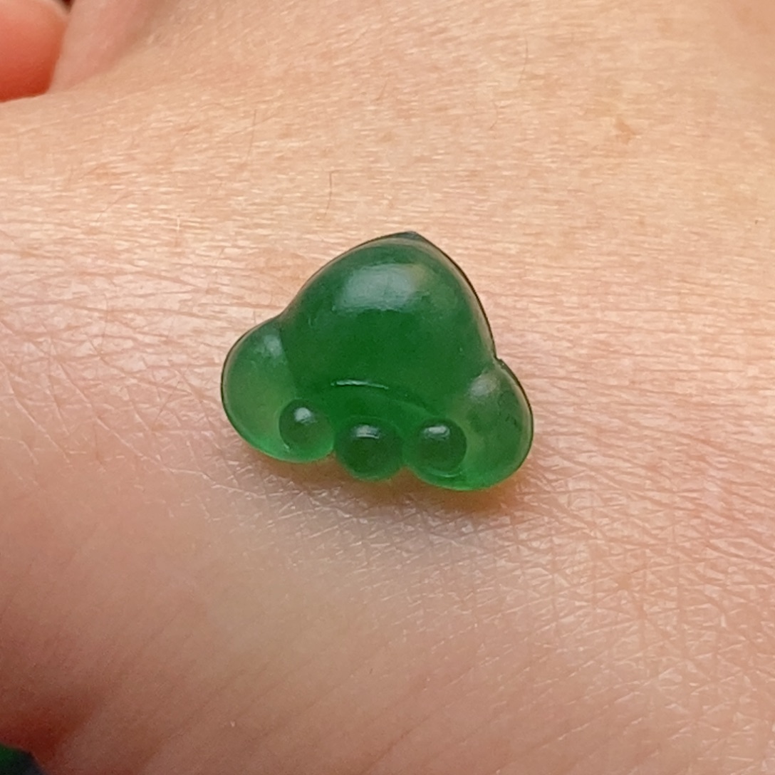 定制翡翠未镶嵌如意锁