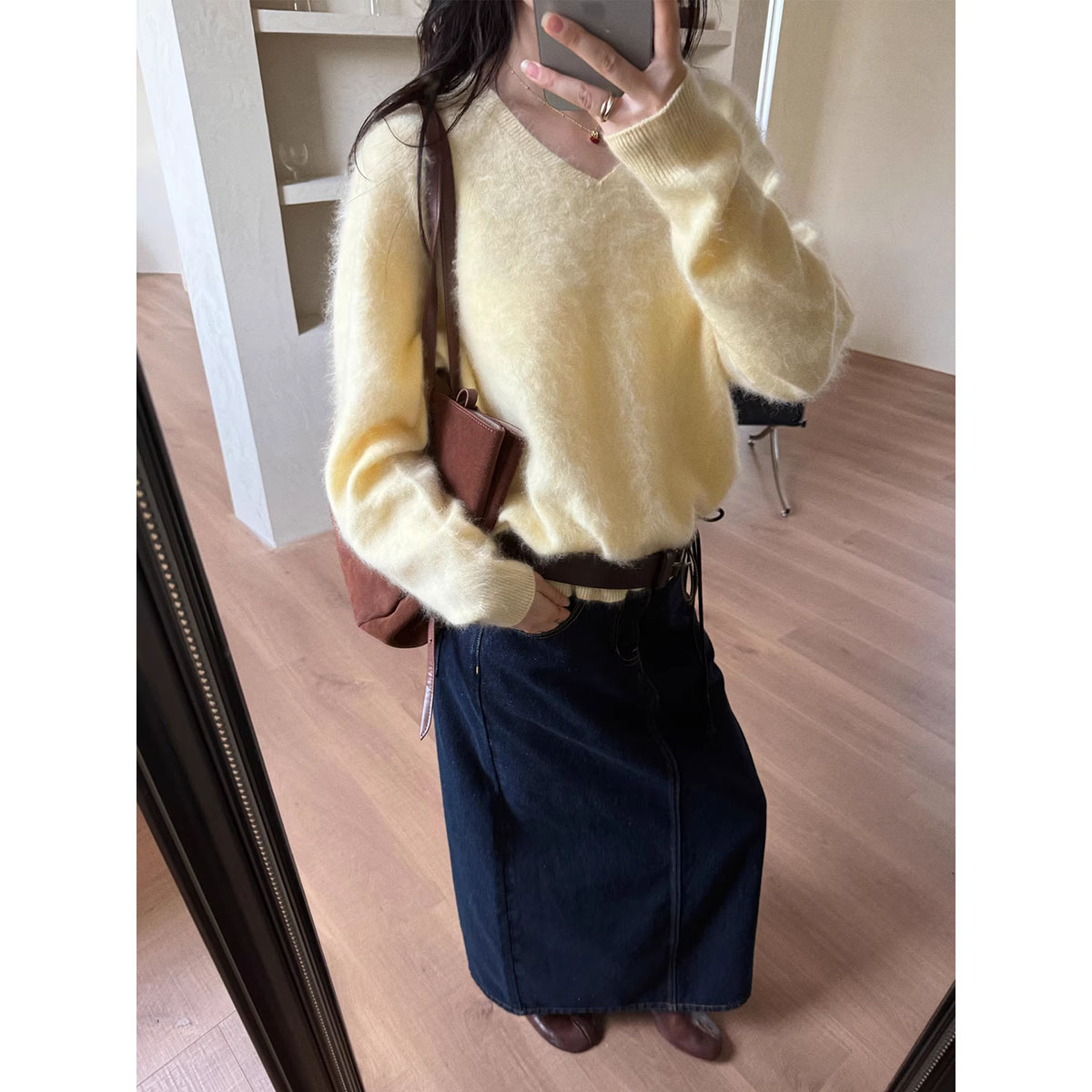 法式纯欲气质V领毛衣女秋宽松软糯套头时尚慵懒风针织衫外套上衣