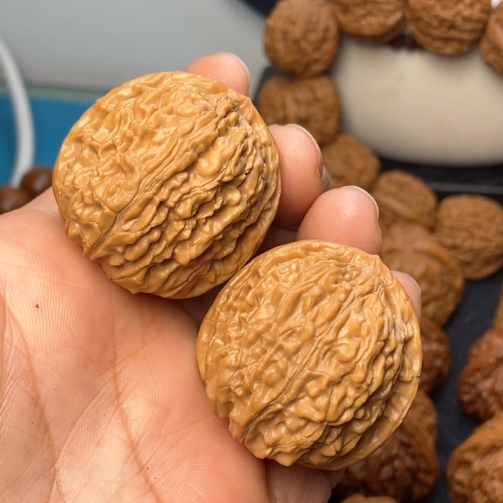 文玩核桃把件四喜元宝