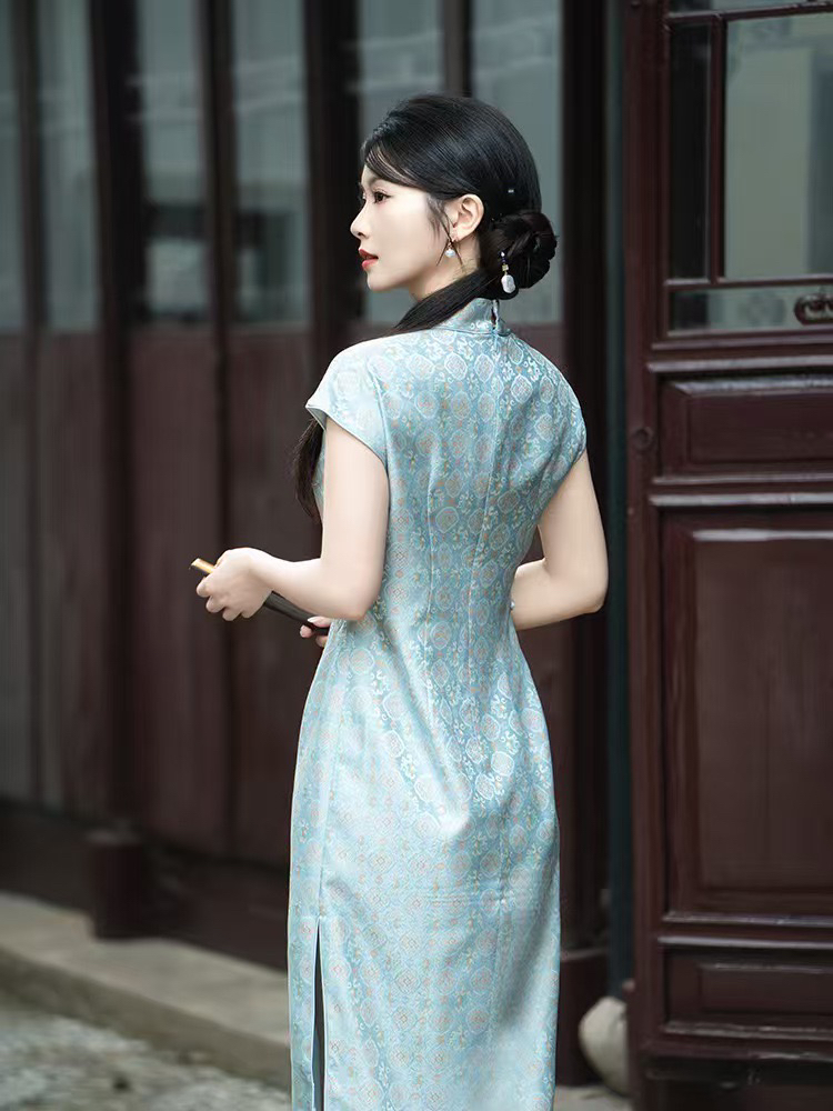 苏禧·2025包臀裙婚礼日常立领高端旗袍中长款少女中式时尚天空蓝