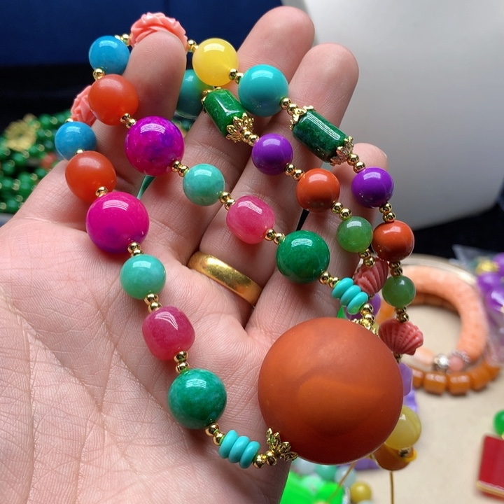 琥珀颈饰未镶嵌吊坠规格