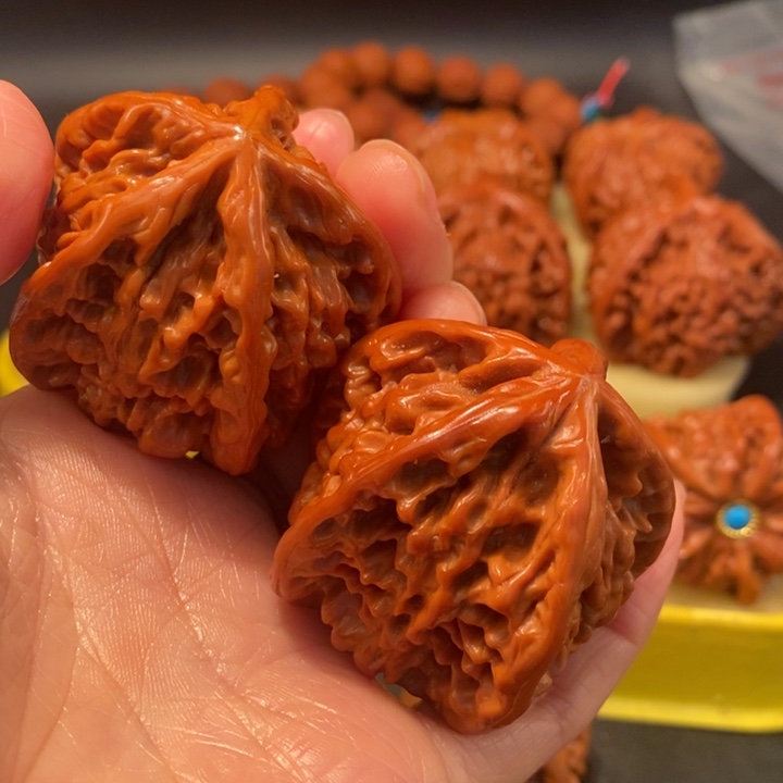 木***凳猴头核桃吊坠工艺核桃