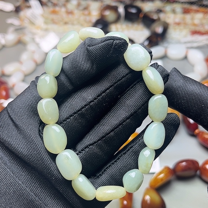 和田玉未镶嵌手链