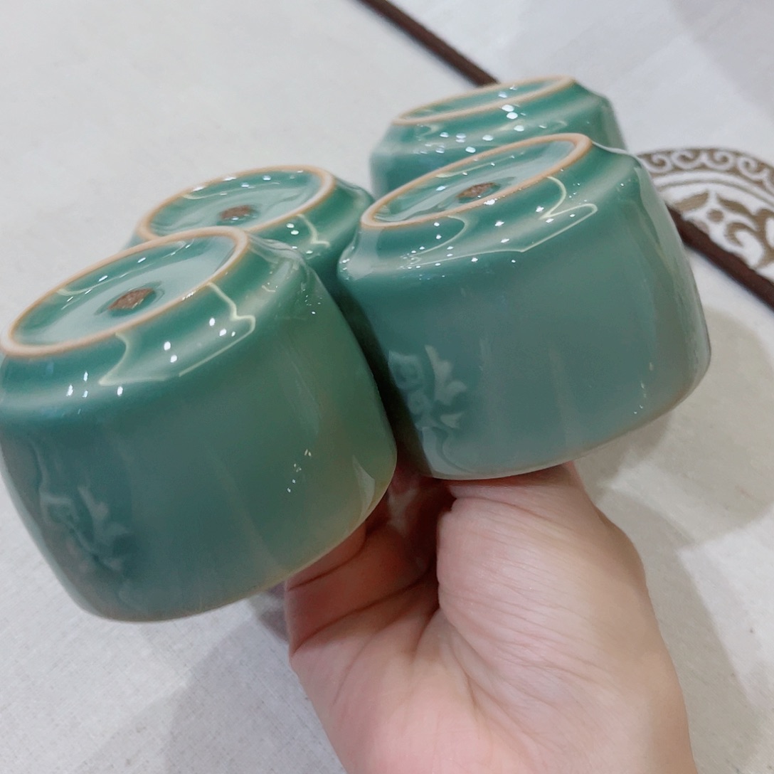 青瓷哈哈哈哈哈哈哈哈