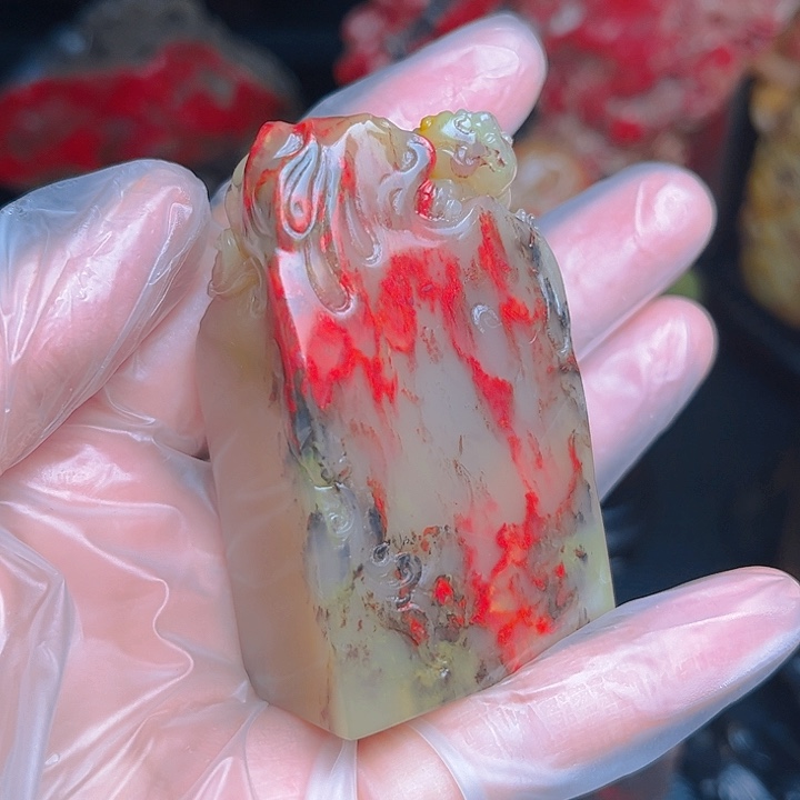 昌化石巴林鸡血石精品印章