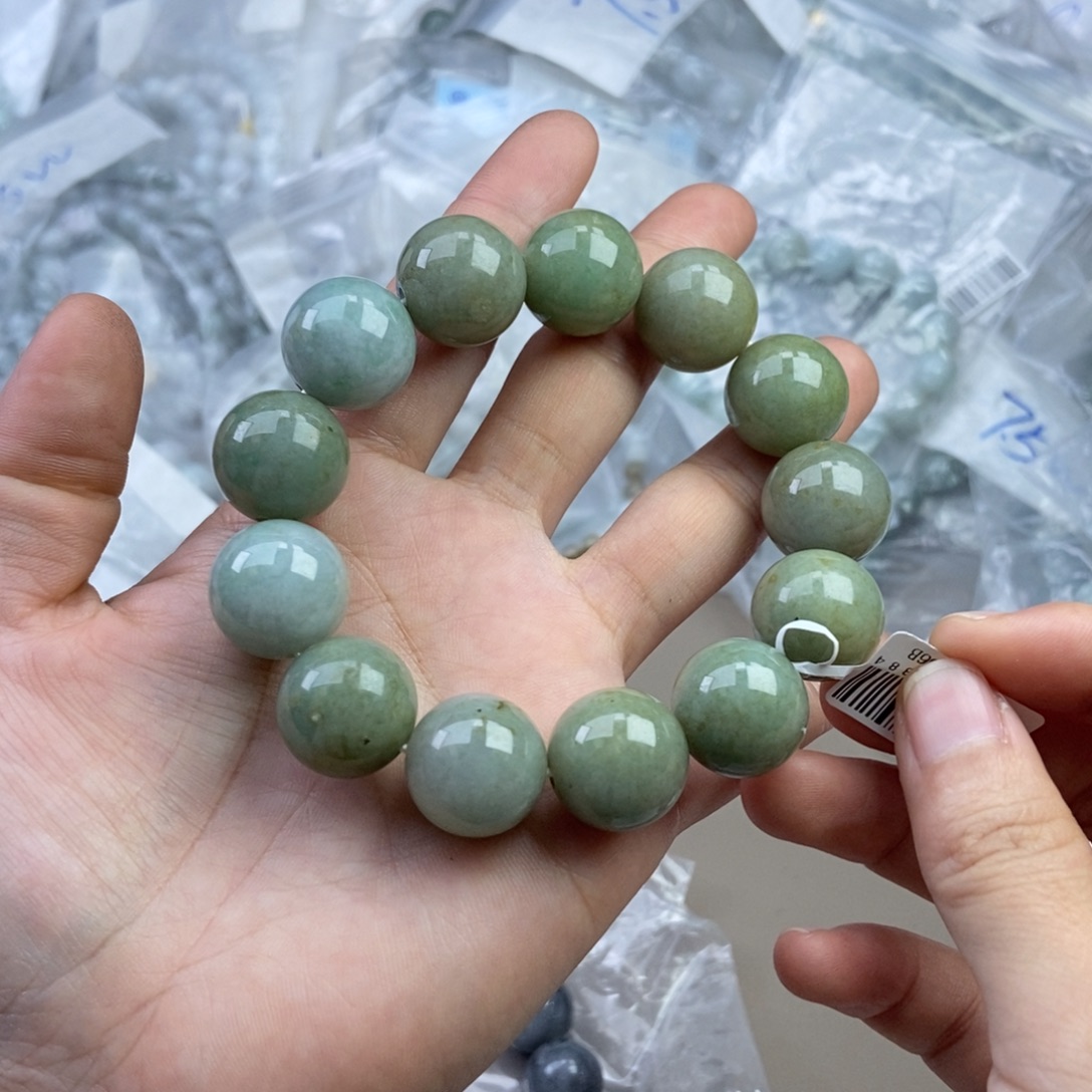 翡翠未镶嵌手链翡翠