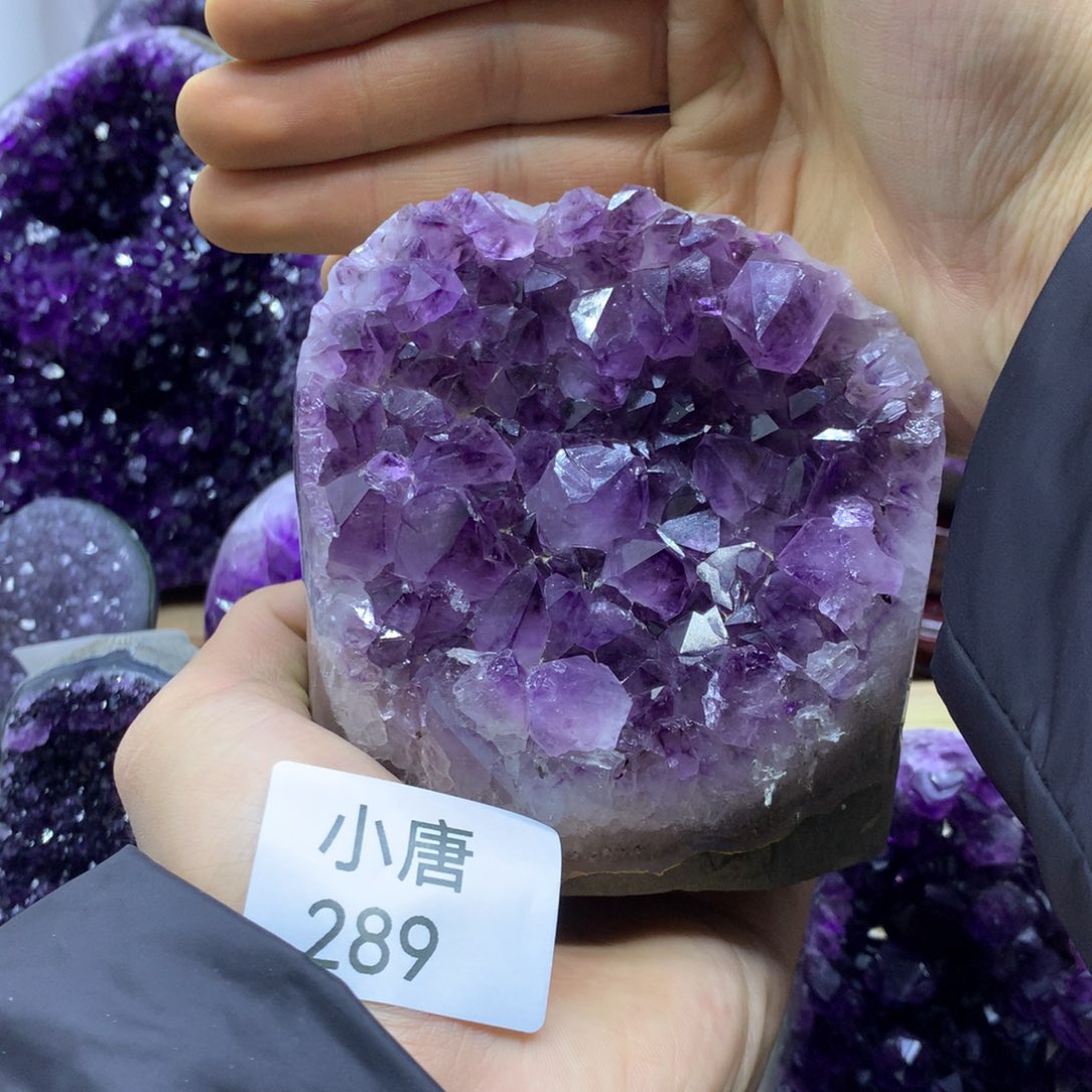 紫晶大型摆件（非配饰）未镶嵌