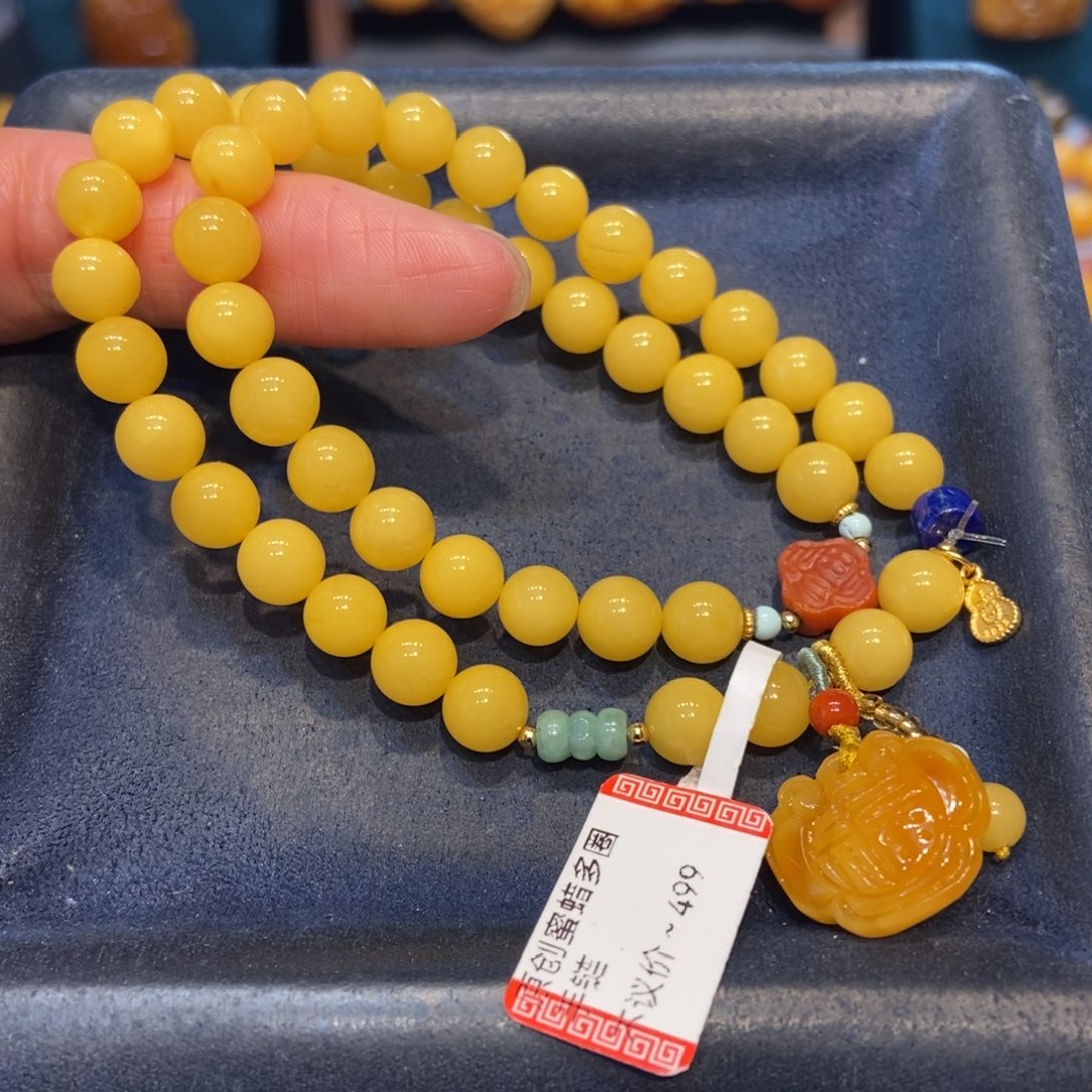 琥珀未镶嵌手链蜜蜡