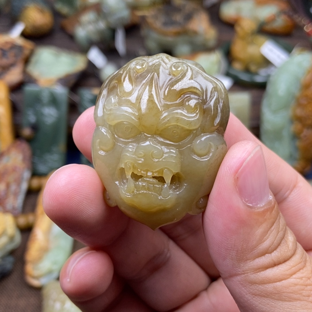 未镶嵌岫岩老玉（透闪石质玉）珠宝奇石