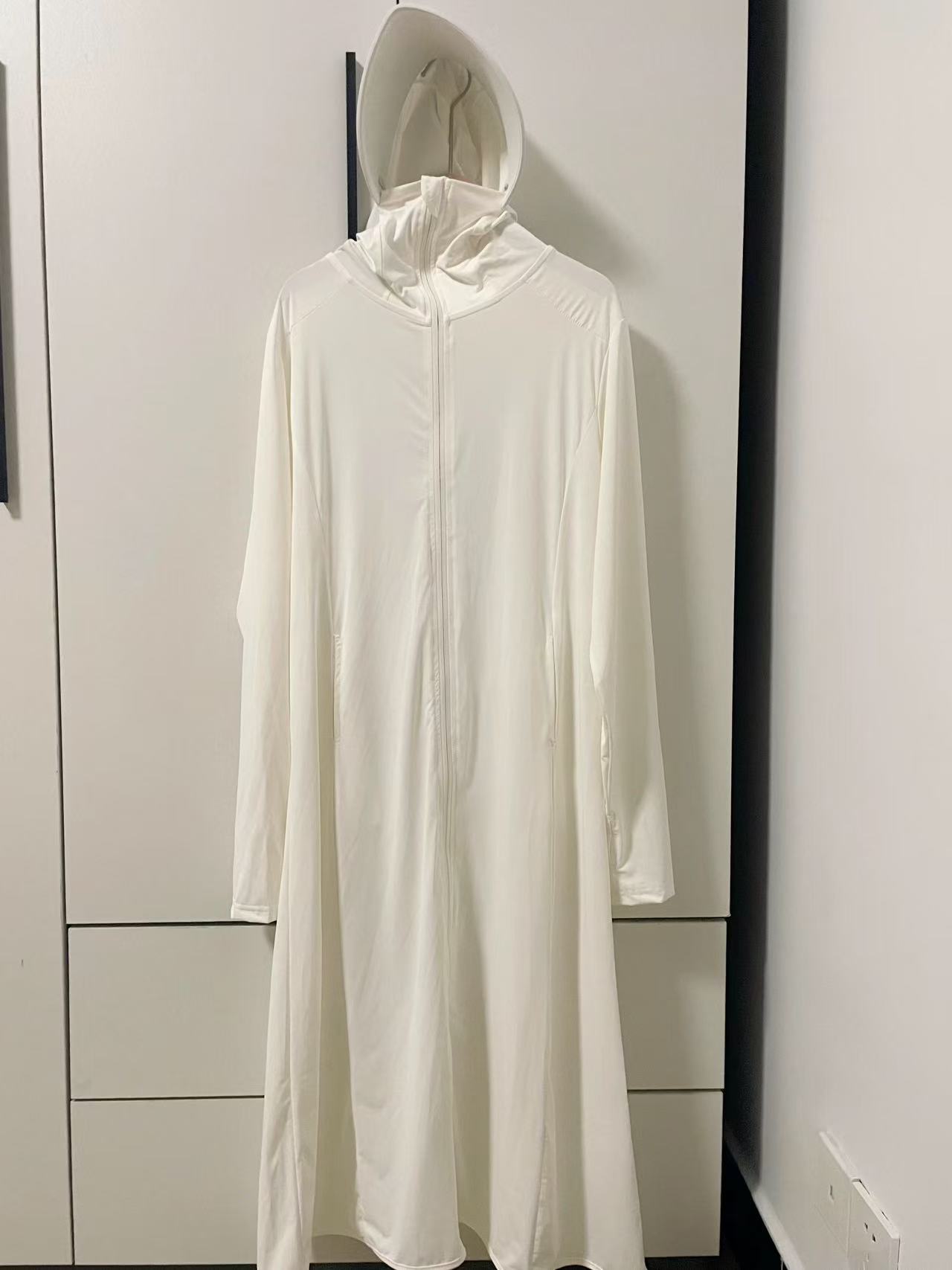 8899 X 夏季女士时尚百搭连帽防晒衣 F70 三楼