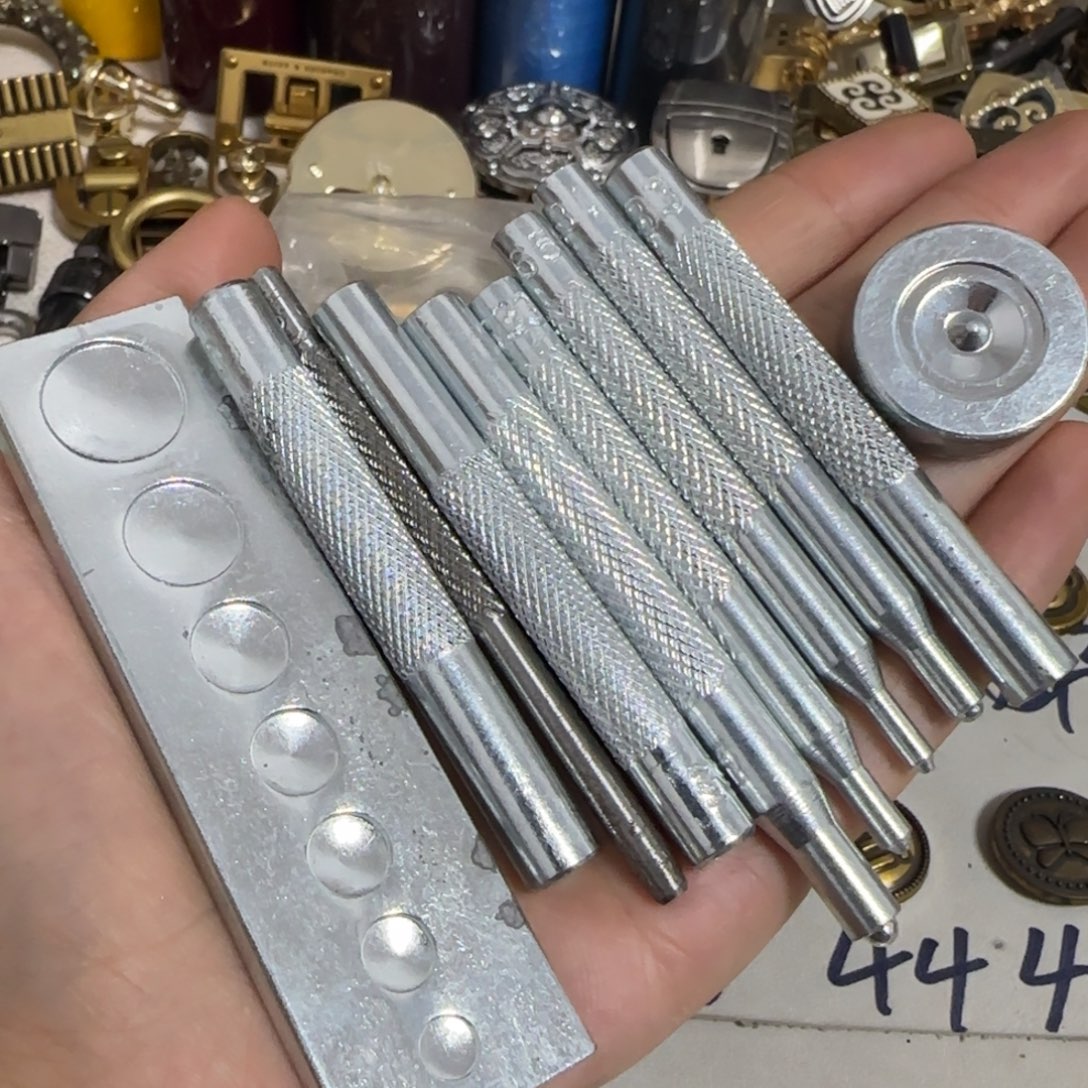 四合扣11件套工具20元