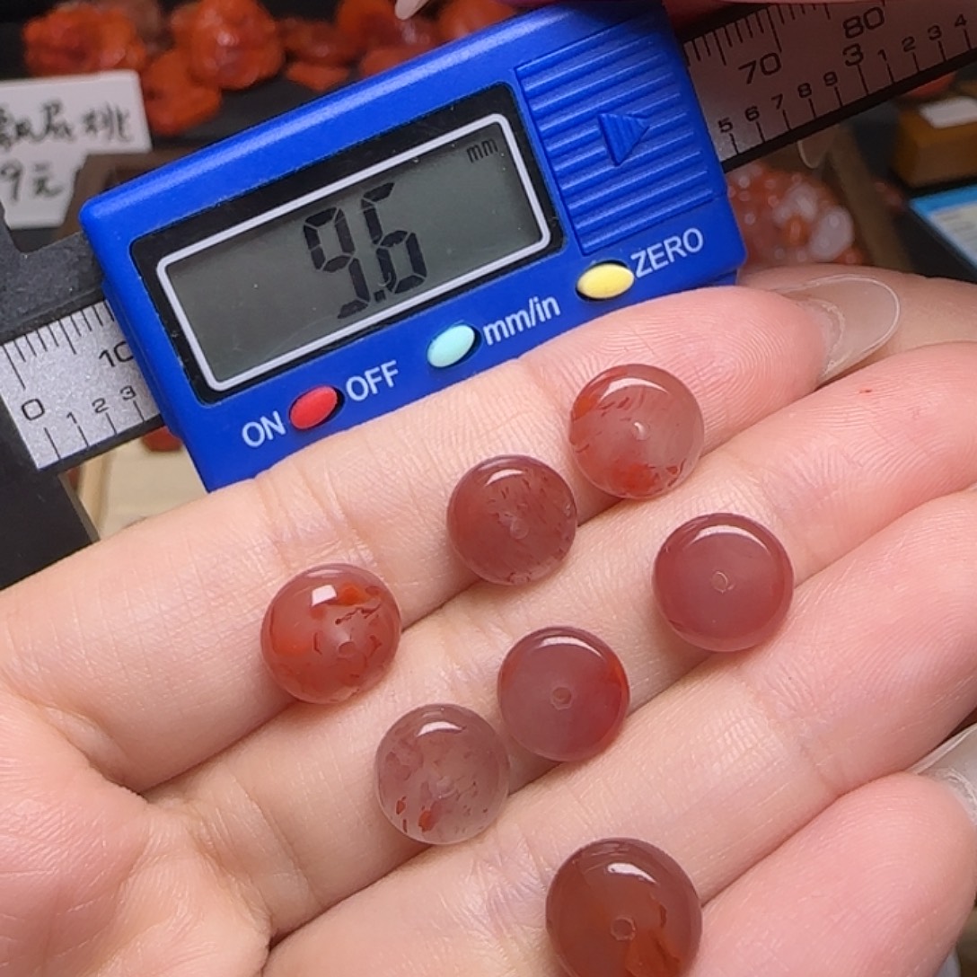 南红玛瑙未镶嵌颈饰