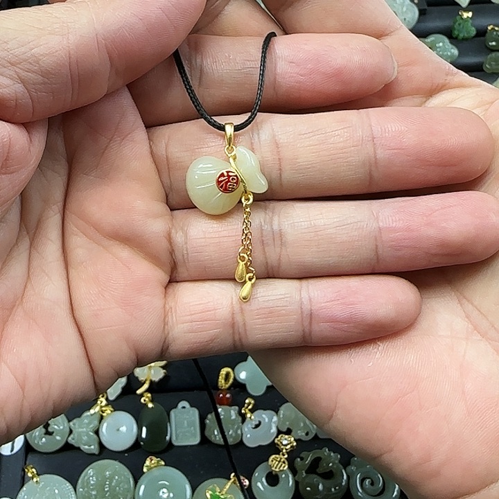 和田玉吊坠(不含链)银S925镶嵌