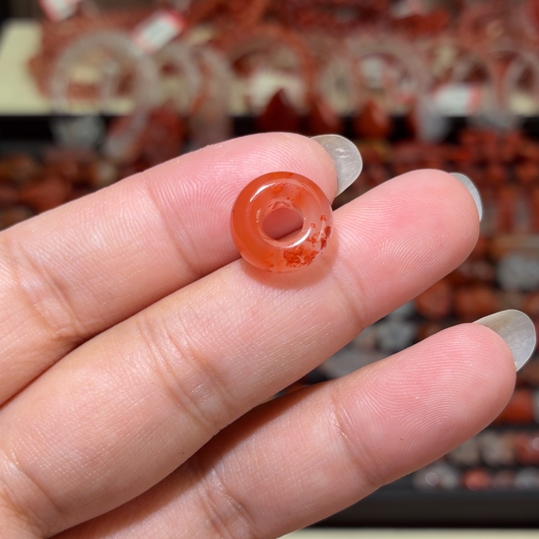 南红玛瑙未镶嵌颈饰甜甜圈