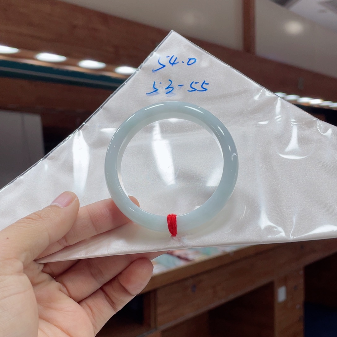 翡翠手镯未镶嵌买断