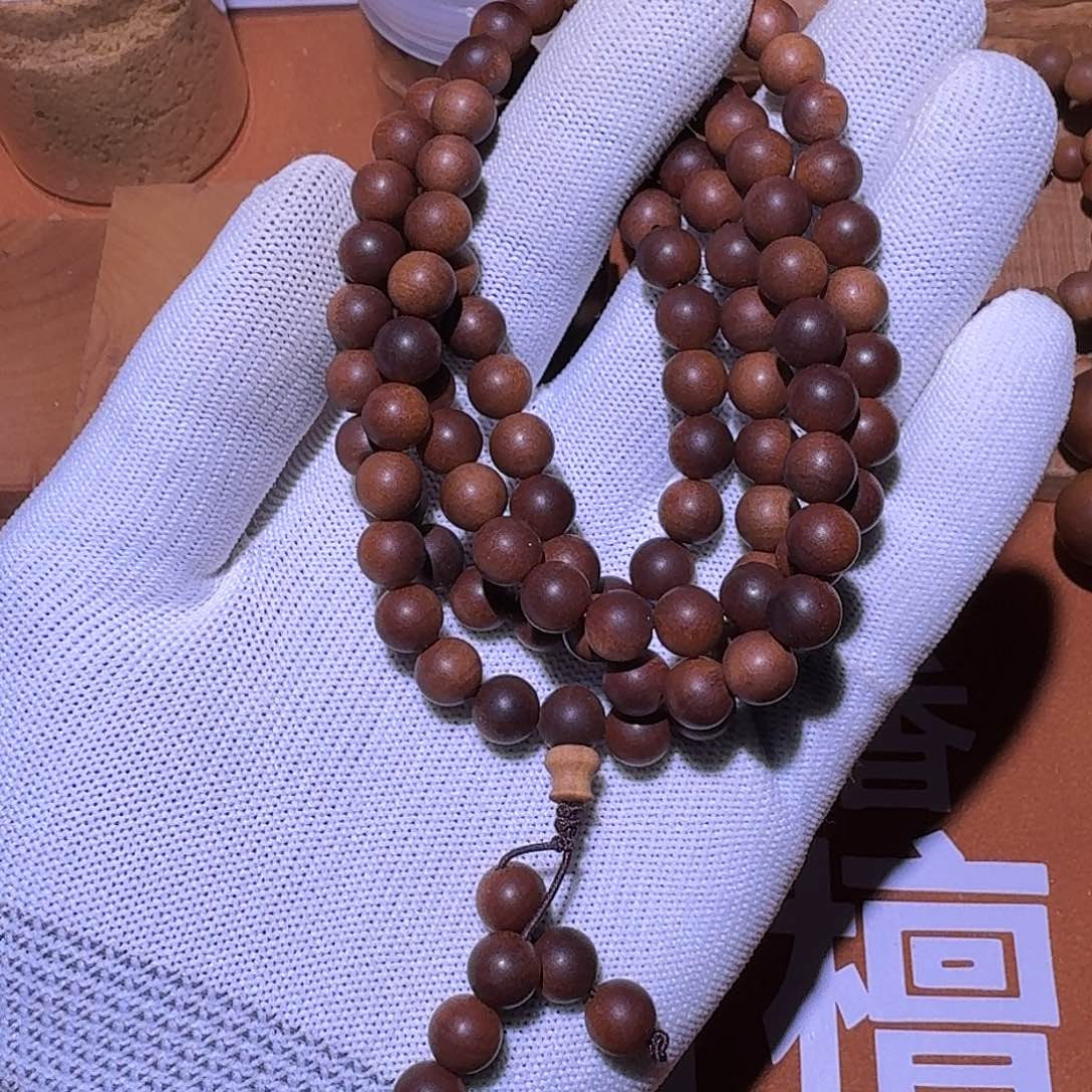 檀香木0.8×108颗玉化老料