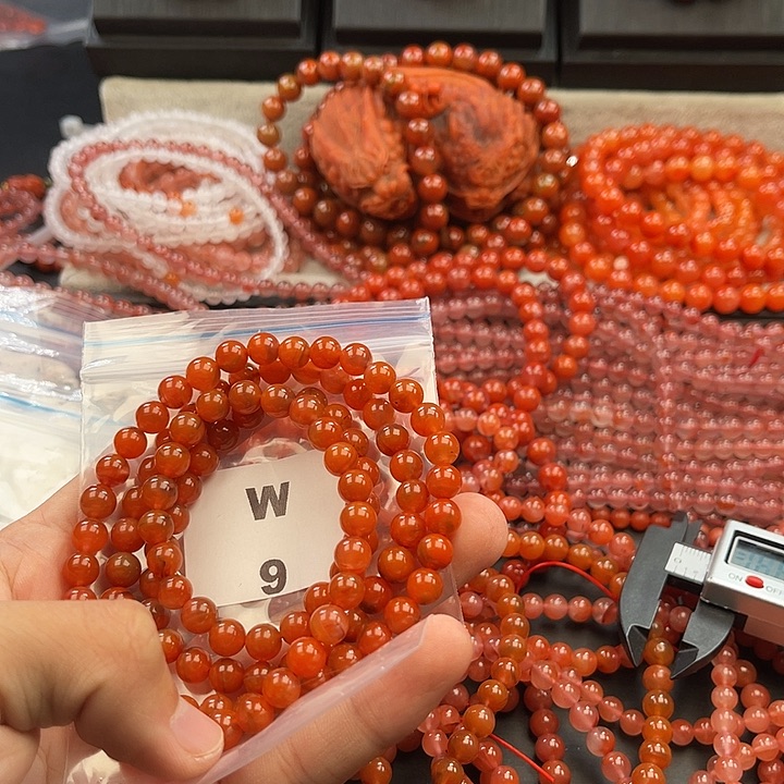 南红玛瑙未镶嵌多样性发货默认微瑕称重7mm