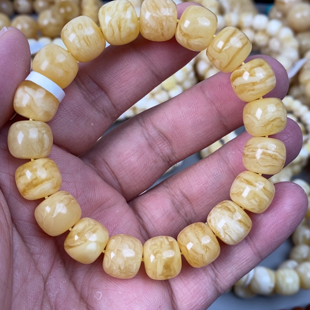 蜜蜡未镶嵌珠宝奇石12.8mm 24.1g