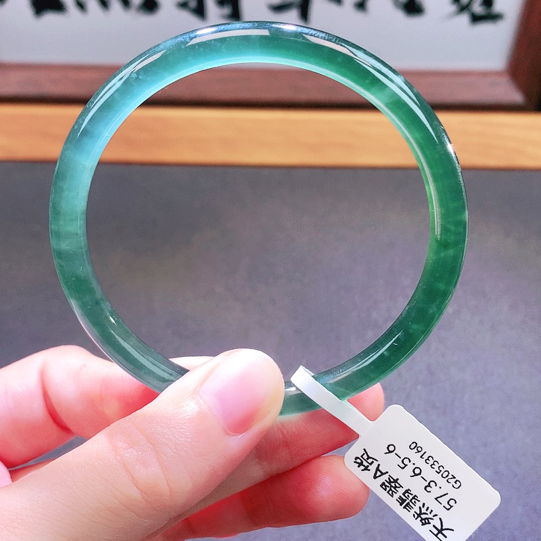 翡翠未镶嵌手镯天然翡翠