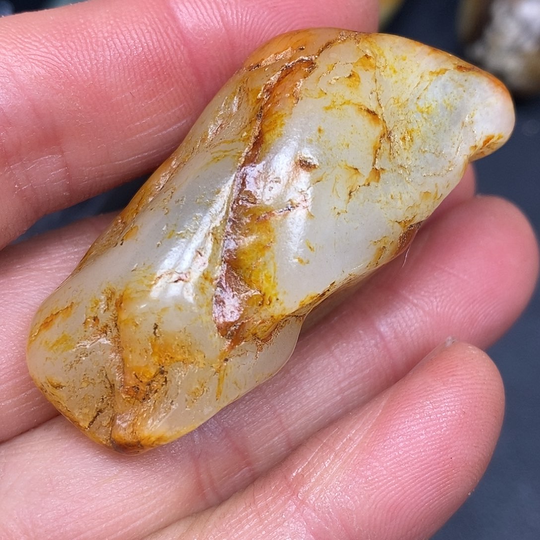 和田玉未镶嵌珠宝奇石