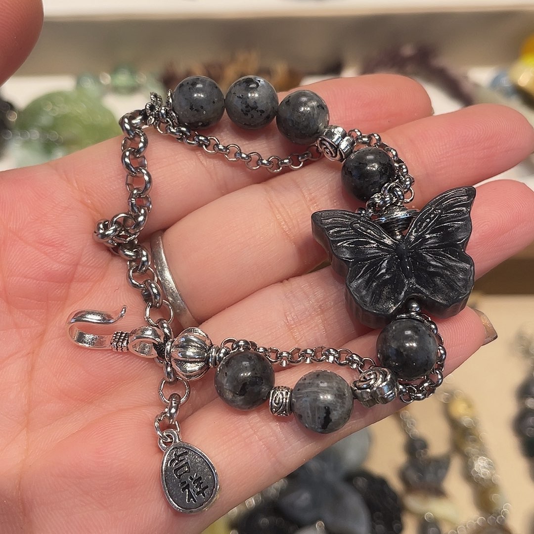 蛇纹石玉合金颈饰