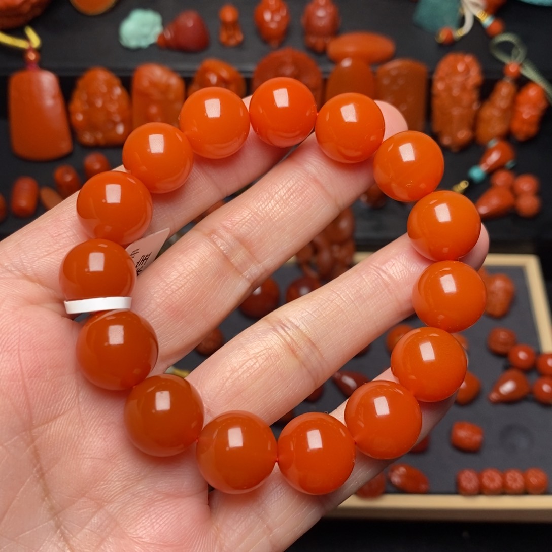 南红玛瑙圆珠手串未镶嵌