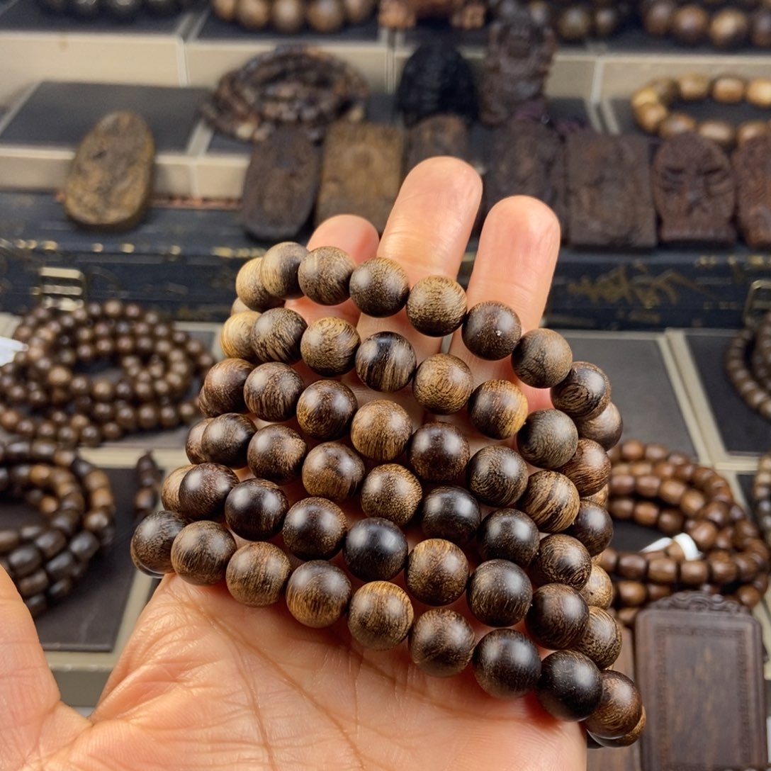 沉香手串兔**姐越南芽庄白棋玉化留疤