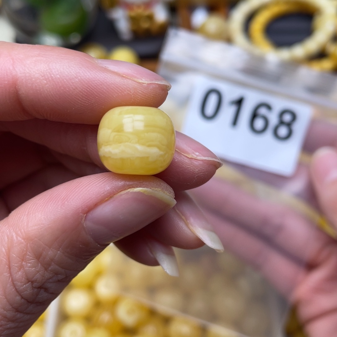 蜜蜡珠宝奇石未镶嵌13.6