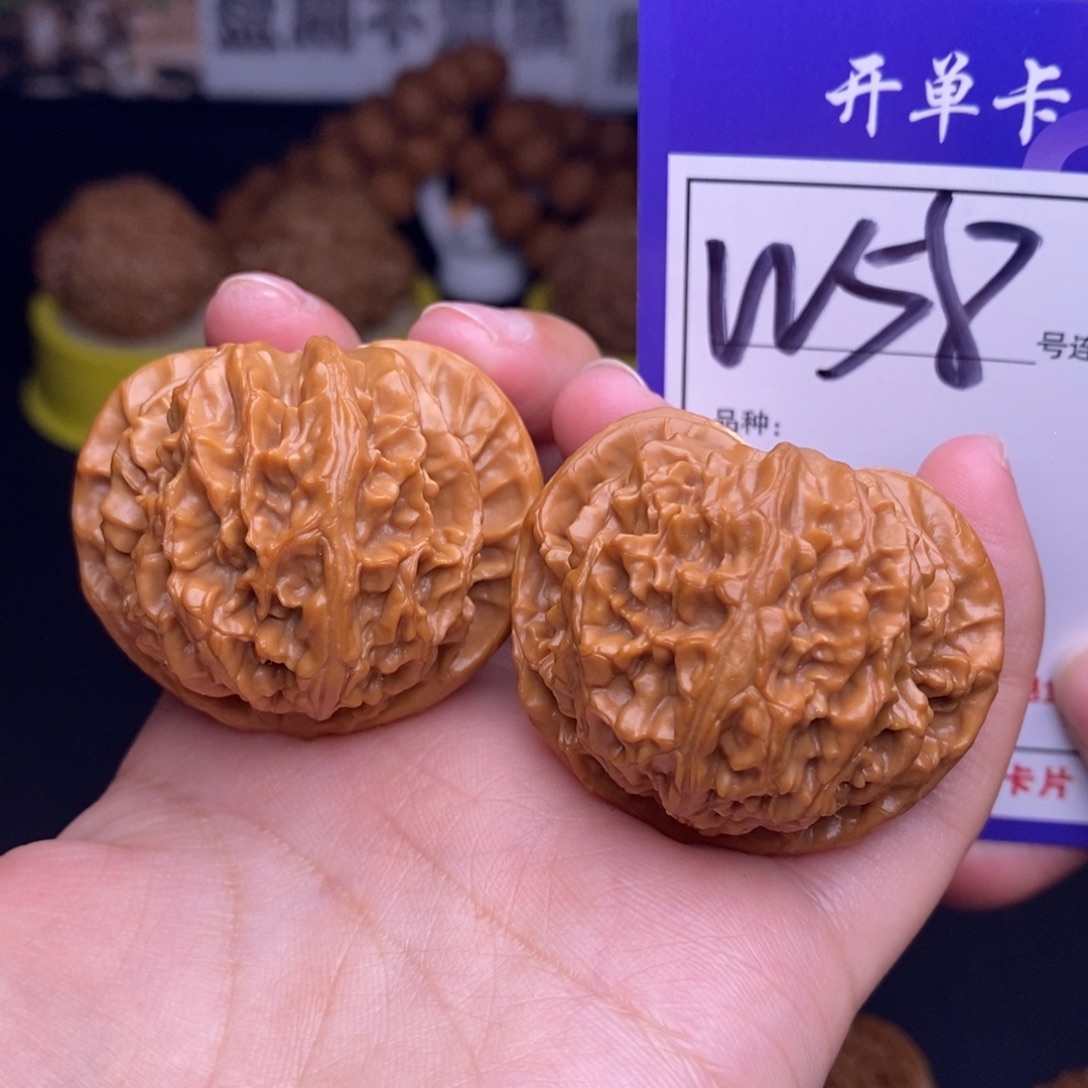 文玩核桃吊坠W58链接 宫灯41尺