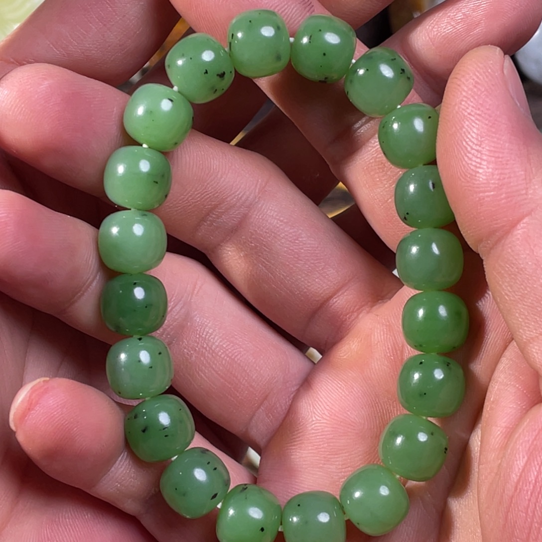 和田玉未镶嵌手串