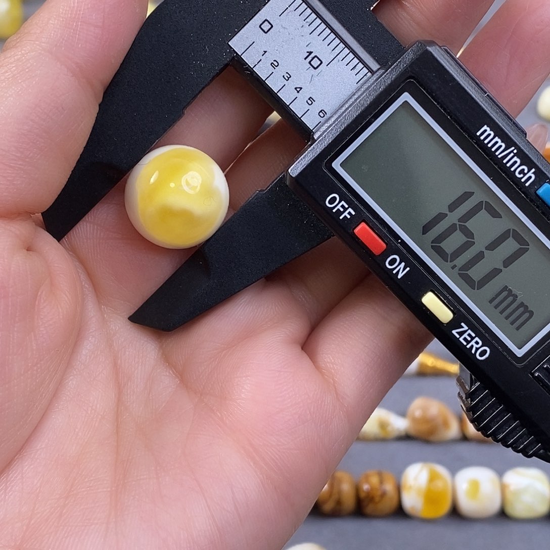 琥珀裸石未镶嵌琥珀蜜蜡