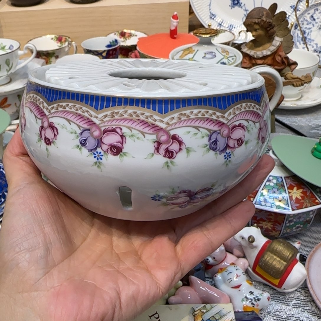 茶盏咖啡杯里有咖啡和咖啡的