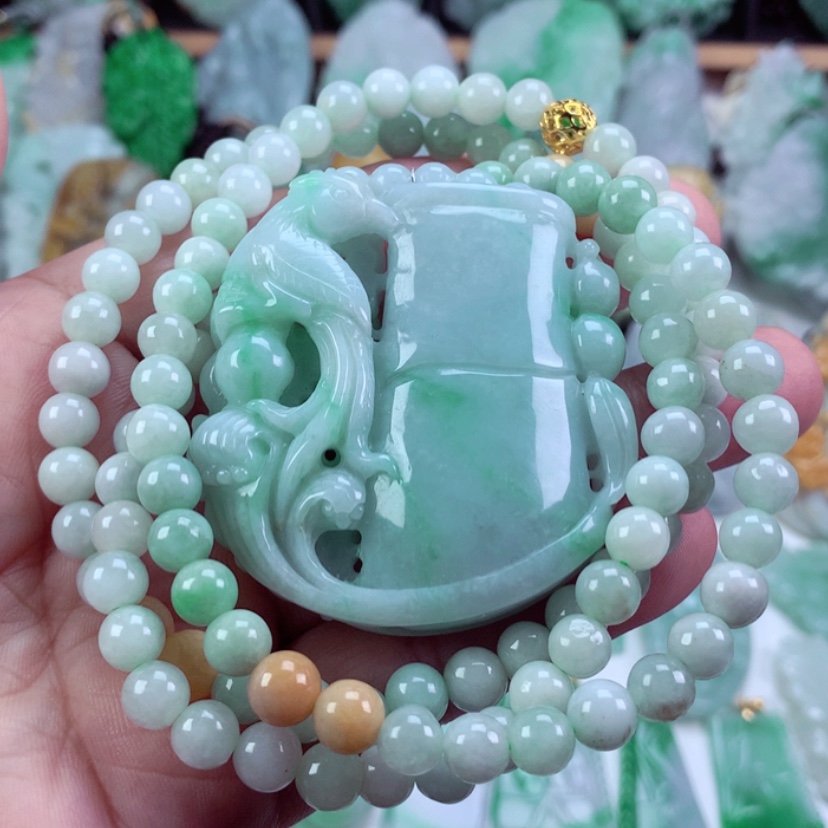 【闪购商品】翡翠未镶嵌吊坠(不含链)