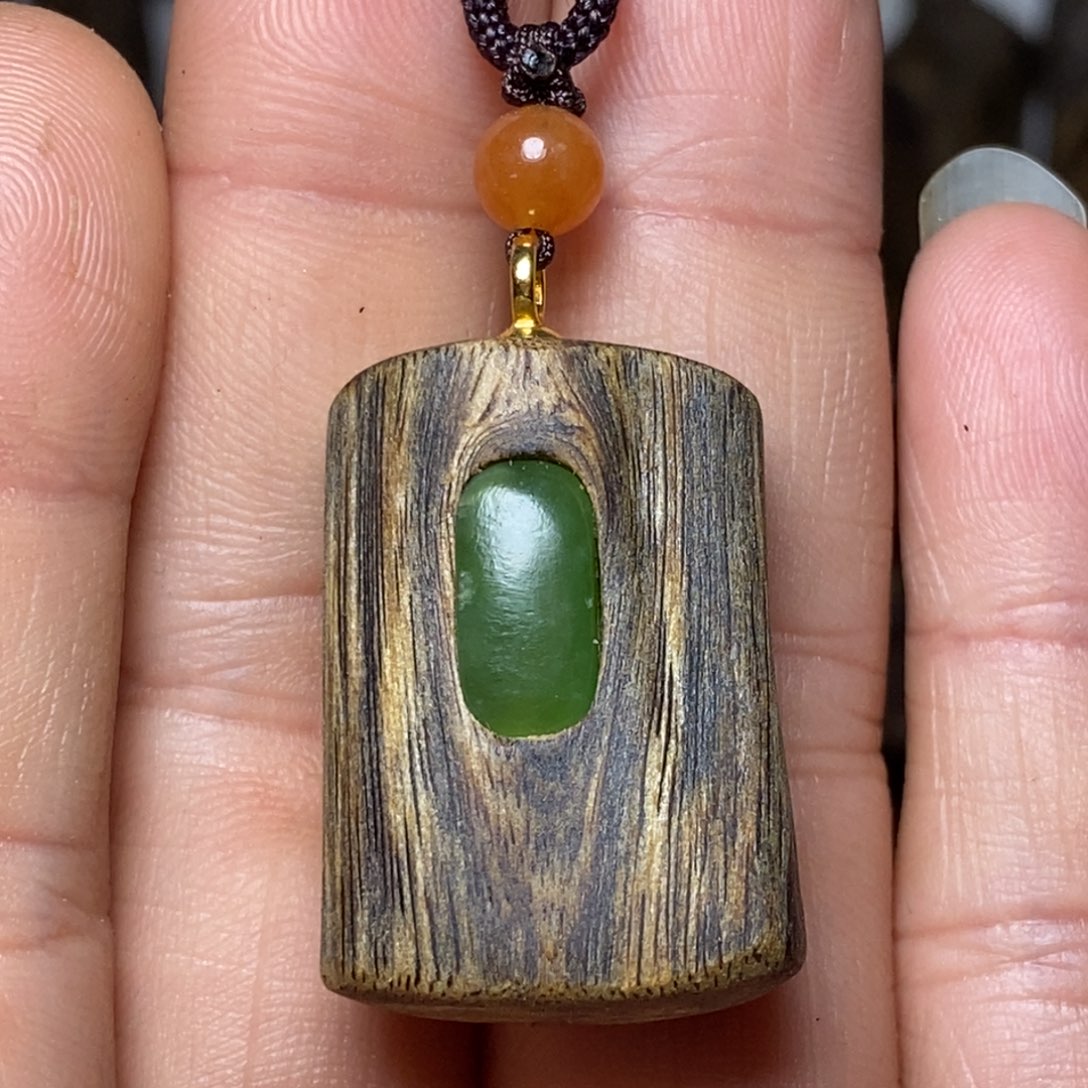 沉香沉香碎屑牌子