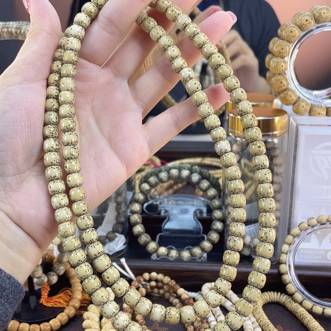 星月菩提吊坠通体108