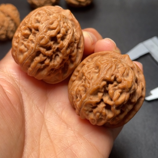 【闪购商品】把件文玩核桃凤凰台………