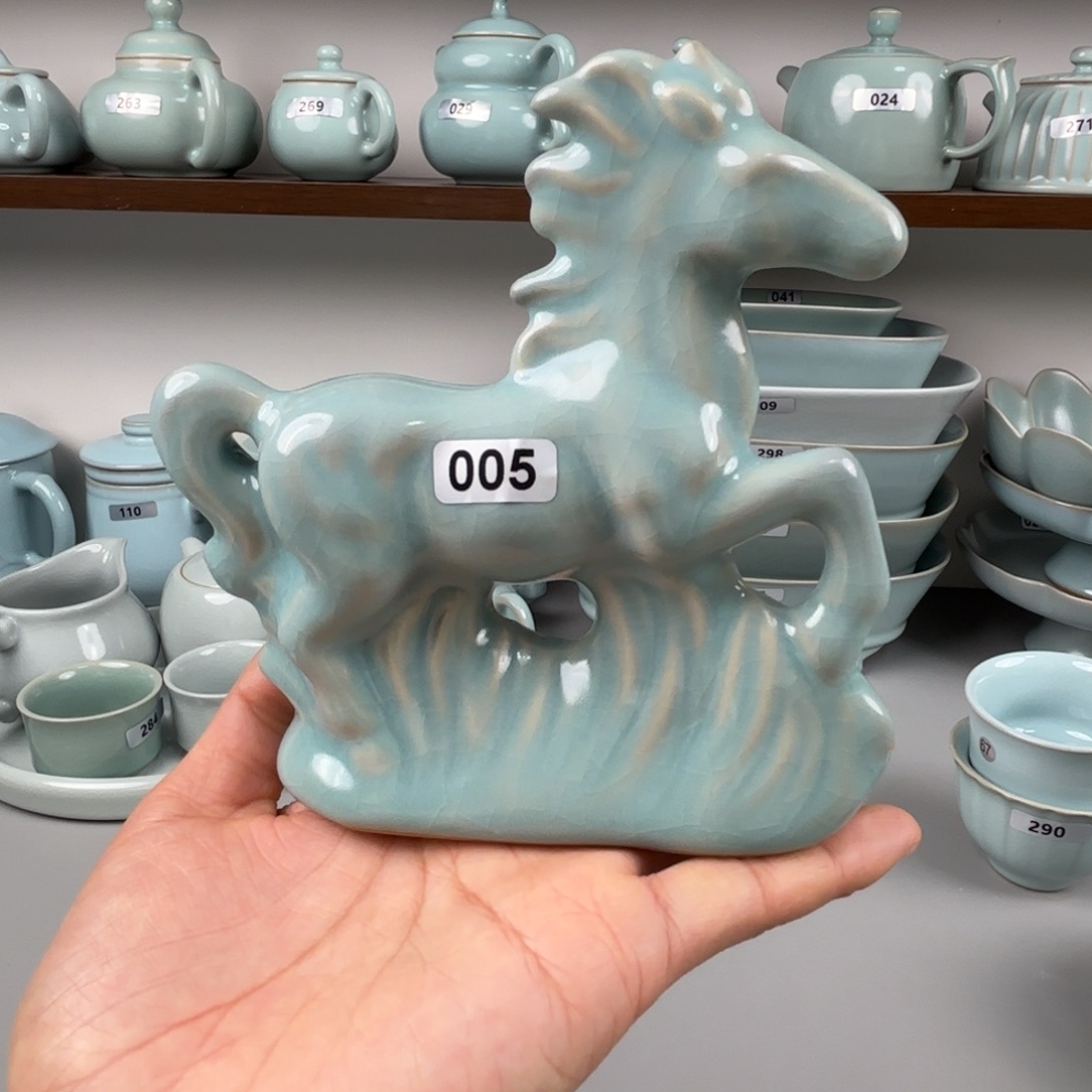 陶摆件汝瓷茶宠马圈足烧仿古釉微瑕005