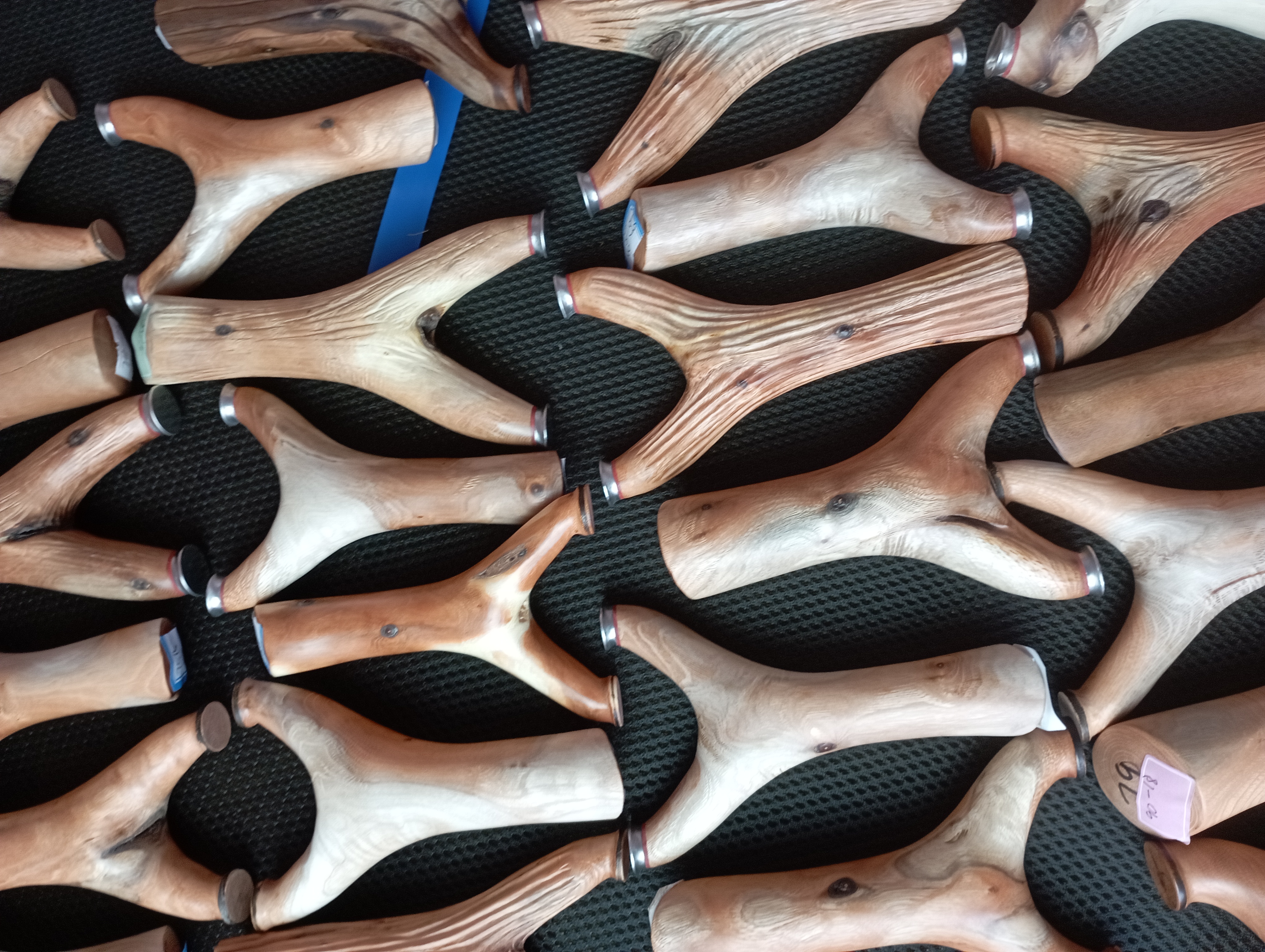 火琉璃崖柏随型原叉弓