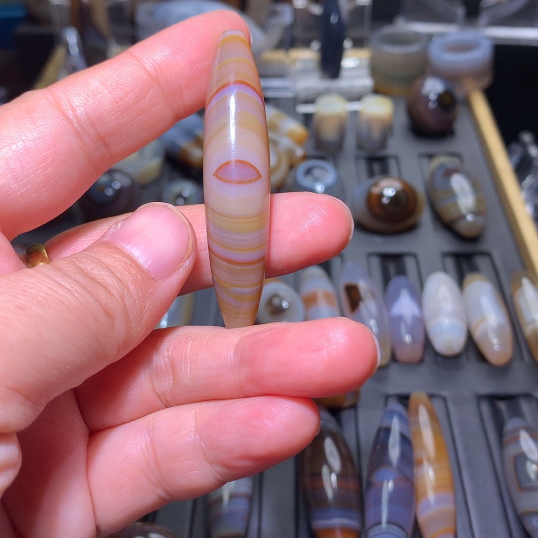 西***游玛瑙/玉髓未镶嵌颈饰