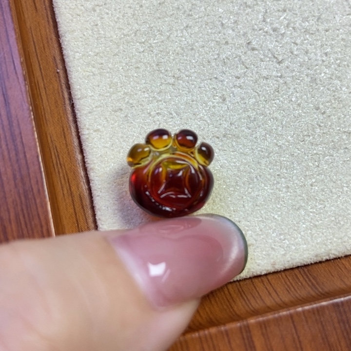琥珀未镶嵌珠宝奇石猫爪