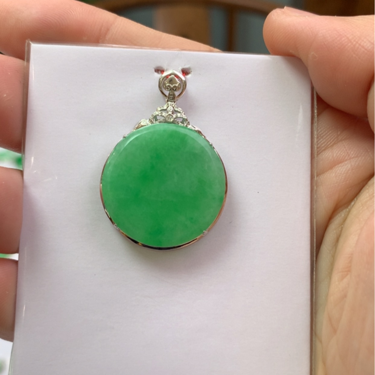 【闪购商品】翡翠颈饰18K金镶嵌翡翠首饰