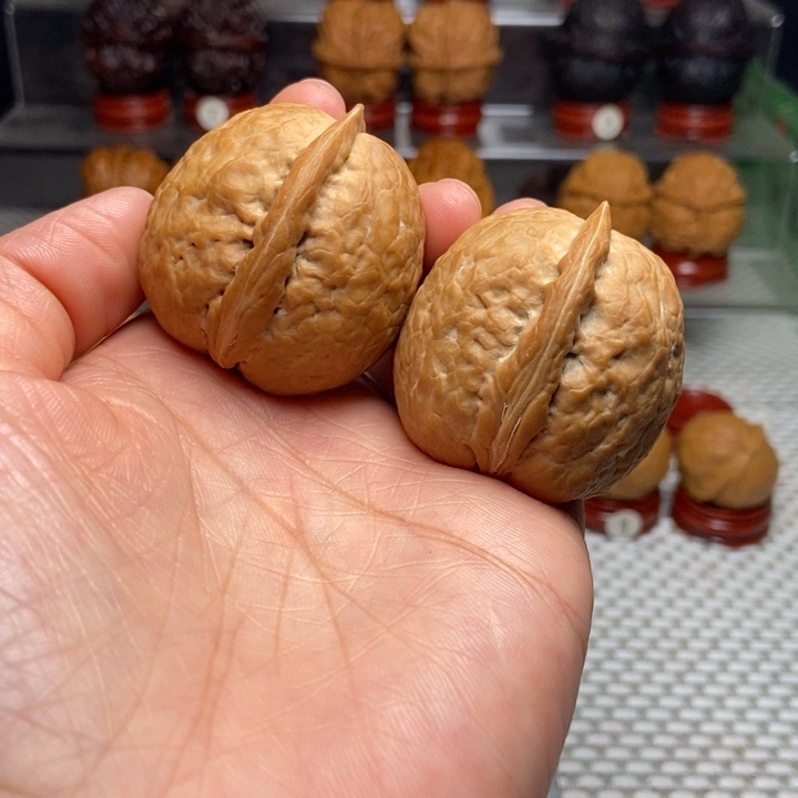 文玩核桃把件9粗筋大屁桃