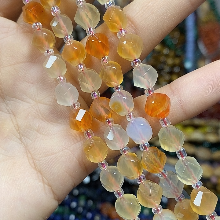 玛瑙/玉髓未镶嵌珠宝半成品天然玛瑙扭扭卡8mm