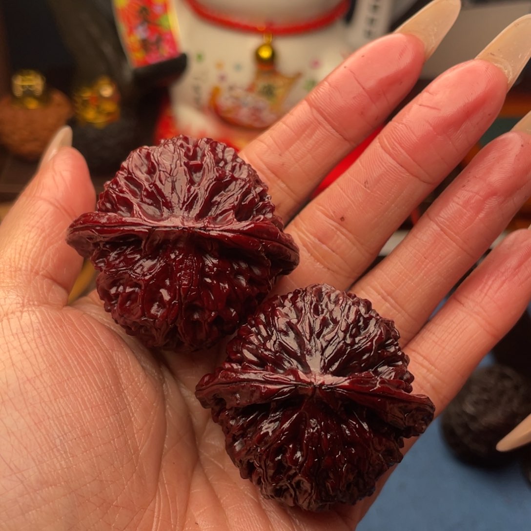 吊坠文玩核桃酒红灯