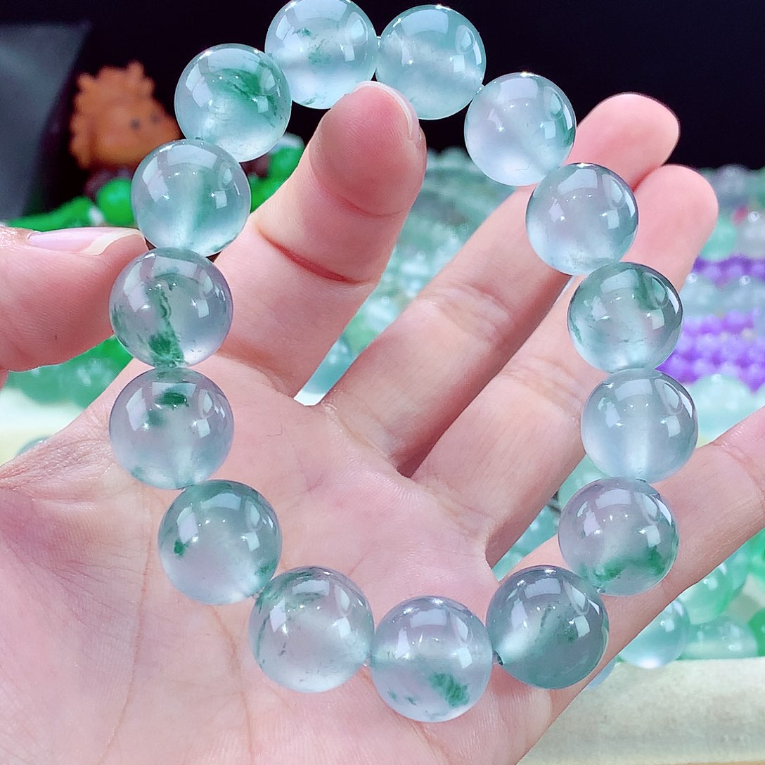 翡翠未镶嵌手链天空蓝