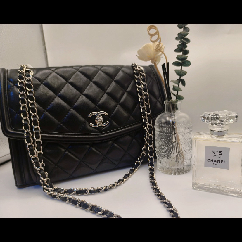 95新 Chanel/香奈儿 Chanel黑银邮差口盖包 25110134-04